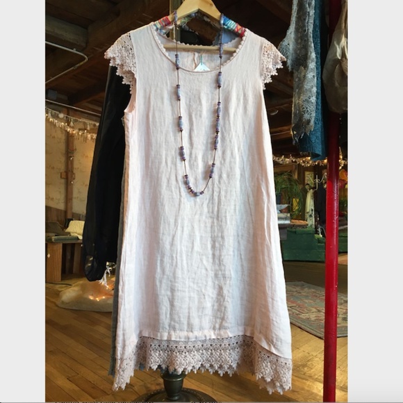 Tempo Paris Dresses & Skirts - Pale Pink Linen Dress w/crocheted details